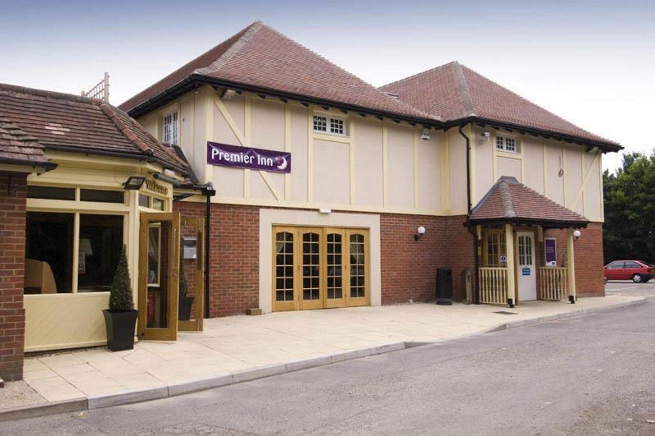 Premier Inn Лимингтон Экстерьер фото